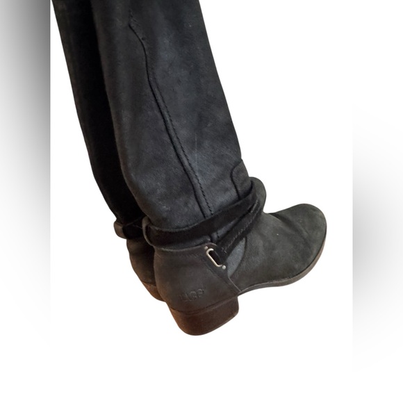UGG "Darcie" Black Leather Knee High Riding Boots Size 9.5 - Picture 7 of 9